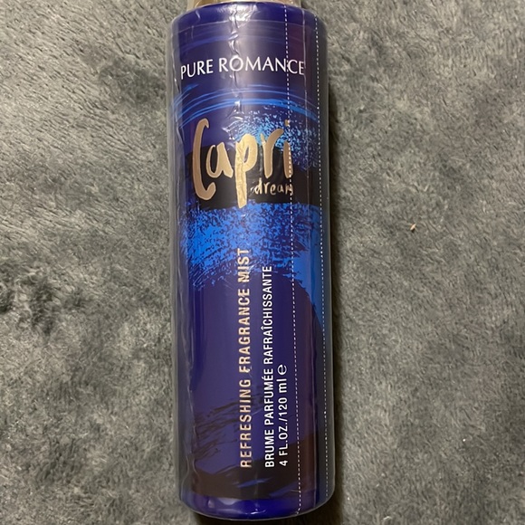 ⭐️ Sale Price ⭐️ Capri Dream Refreshing Fragrance Mist - Picture 2 of 4